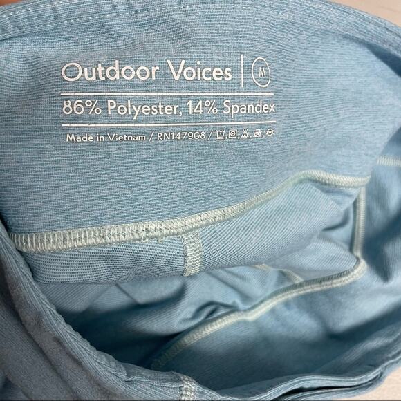 Outdoor Voices light blue cropped leggings size Medium - Picture 4 of 7